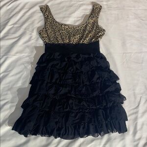 Freeway Leopard Print Ruffle Mini Dress with elastic band waist. Size SMALL